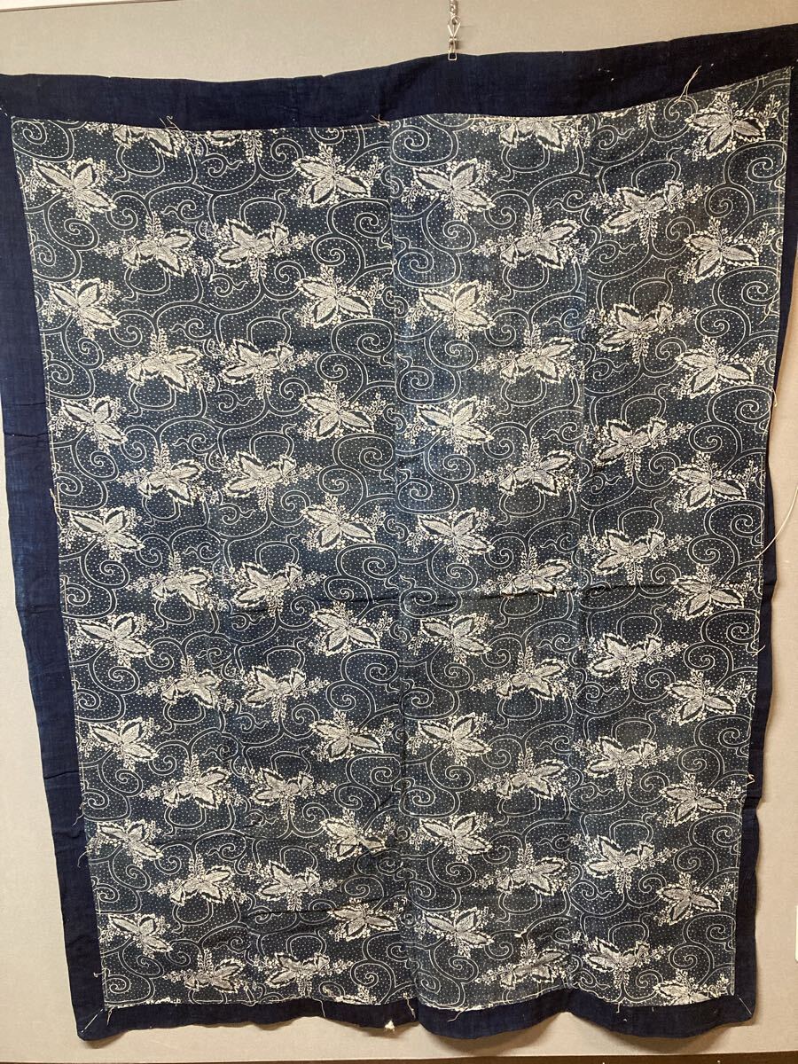 (B) Ma279 桐 唐草 藍染 木綿藍染 リメイク素材 古布 型染 布団 175cm×140cm拍卖