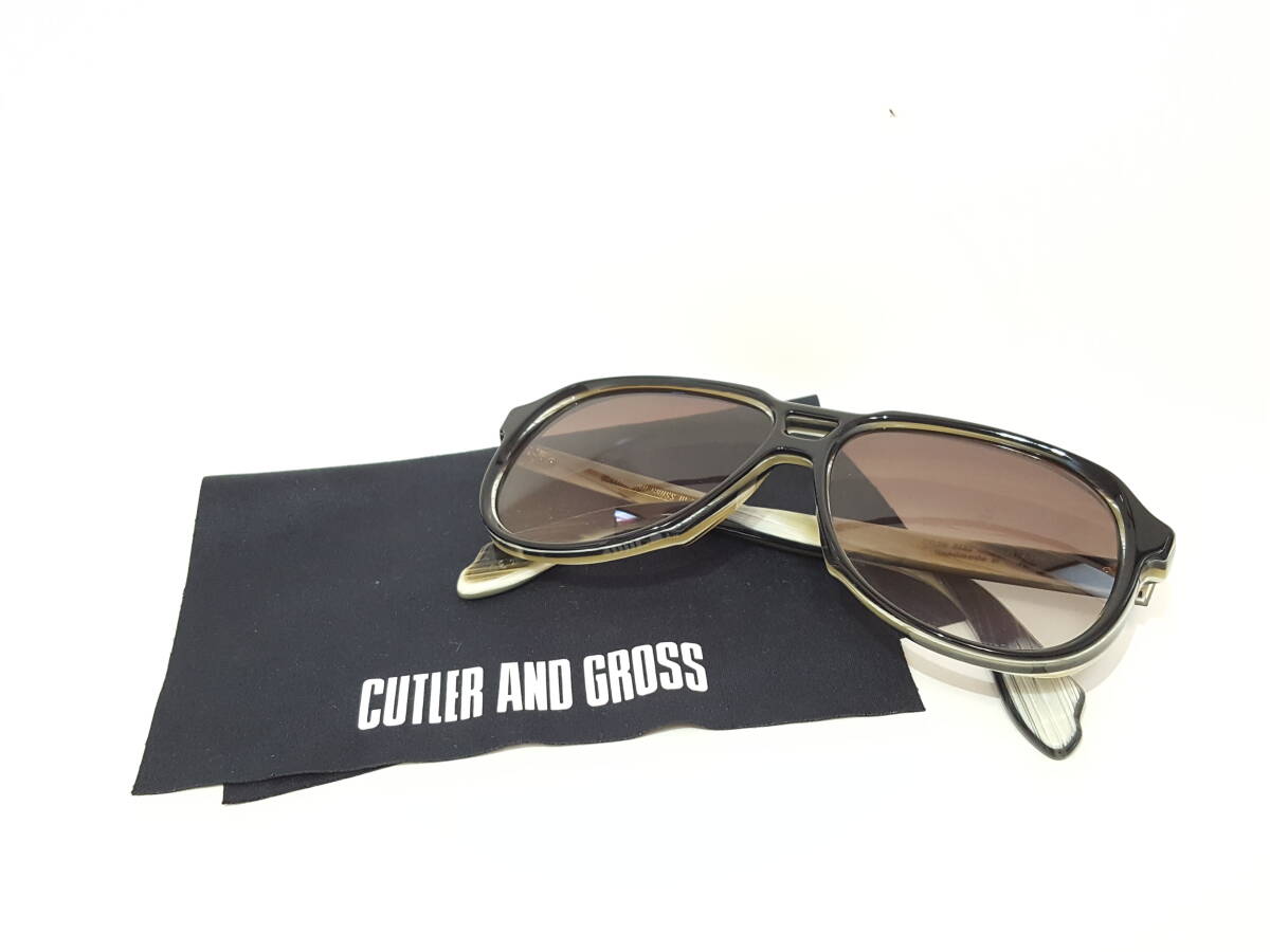 【美品】CUTLER AND GROSS カトラー アンド グロス CGSN9782 サングラス/クロス付き/イタリア製/アイウェア/眼鏡フレーム/04KM102604拍卖