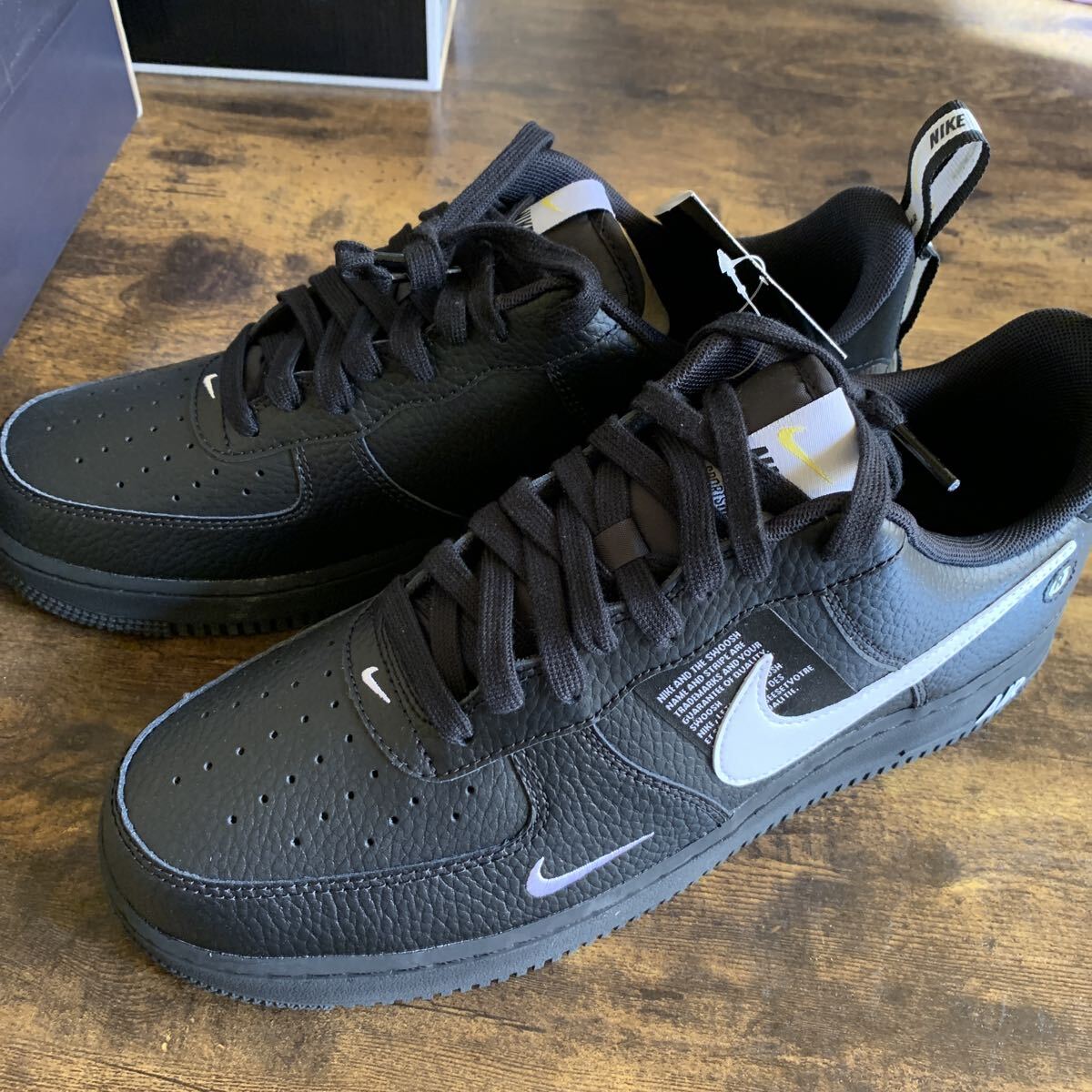 ナイキ エアフォース1 07'LV8UTILITYブラック拍卖