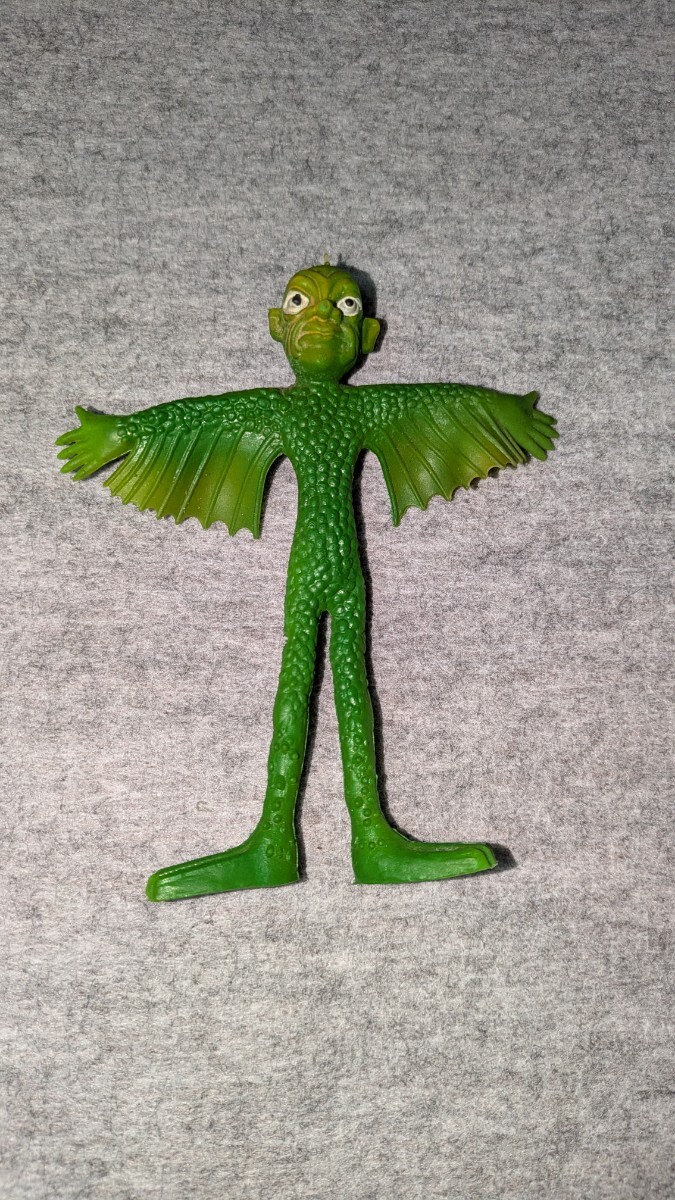 昭和レトロ モンスター くねくね 人形 ベンダブル フィギュア拍卖