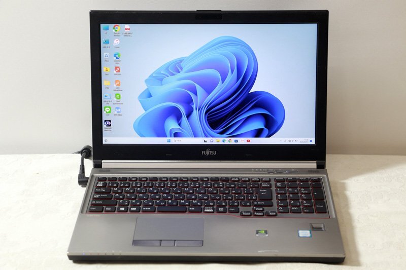 富士通 CELSIUS H770 CELH05002 Core i7 7700HQ 2.8GHz 16GB SSD512GB DVDSマルチ NVIDIA Quadro M620 Win11 Bluetooth 3ヶ月保証 wn8472拍卖