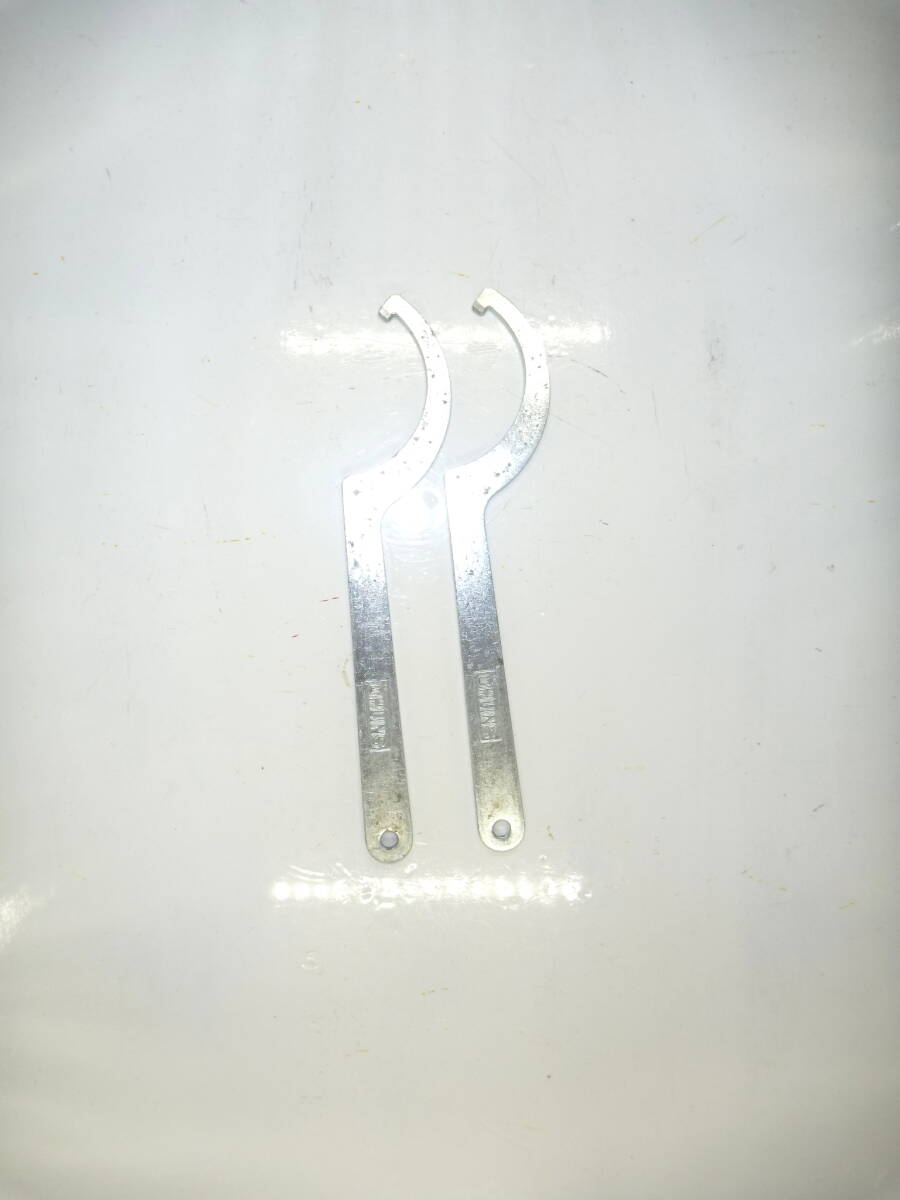 オーリンズ OHLINS Cスパナ レンチ CB400SF XJR400 SR400 ゼファーχ ゼファー750 ZRX400 SRX4 GSX 調整工具 WP 拍卖