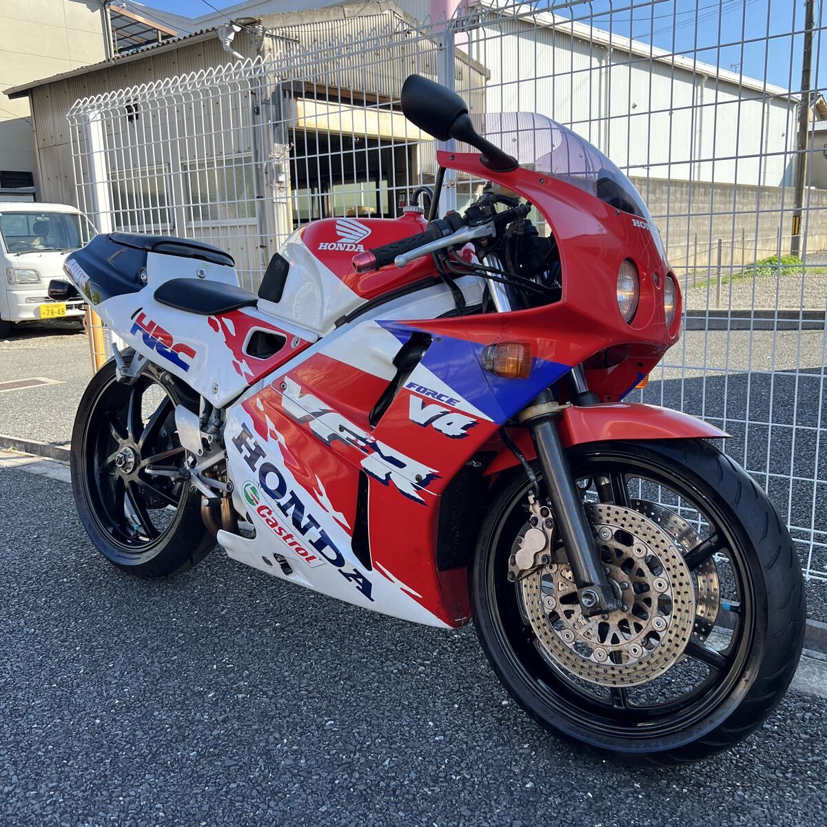 ホンダ VFR400R NC30-1107*** 92年エンデュランススペシャルカラー レオビンチマフラー 機関好調 全国配送売切検)NC35 29 CBR RVF NSR 拍卖