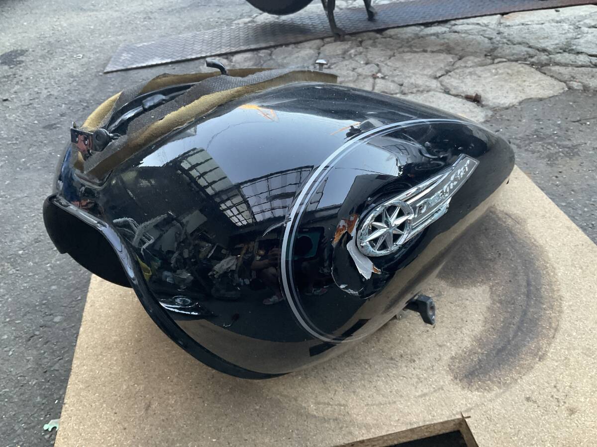 ヤマハ ドラッグスター 250 VG02J 純正 ガソリン タンク コック付き 凹み有り拍卖