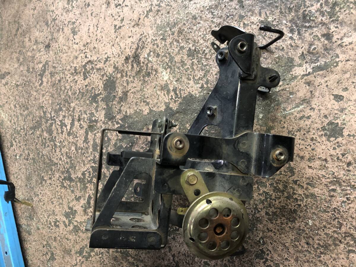 ホンダ ズーマー AF58 純正 バッテリー ケース ボックス ステー ブラケット ホーン ZOOMER拍卖