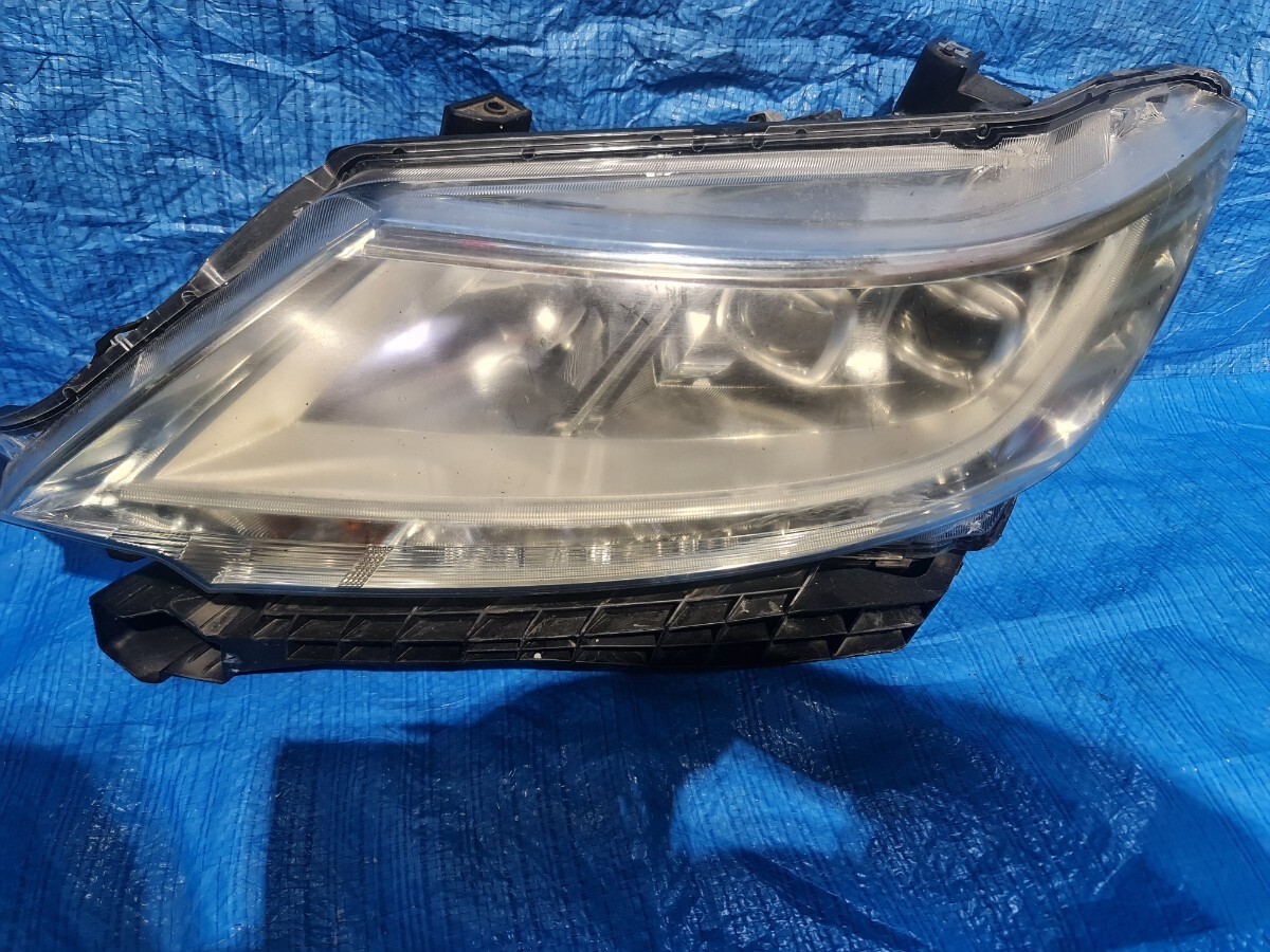 オデッセイ DBA-RC1 RC2 左ヘッドランプ ヘッドライト KOITO 100-18075拍卖