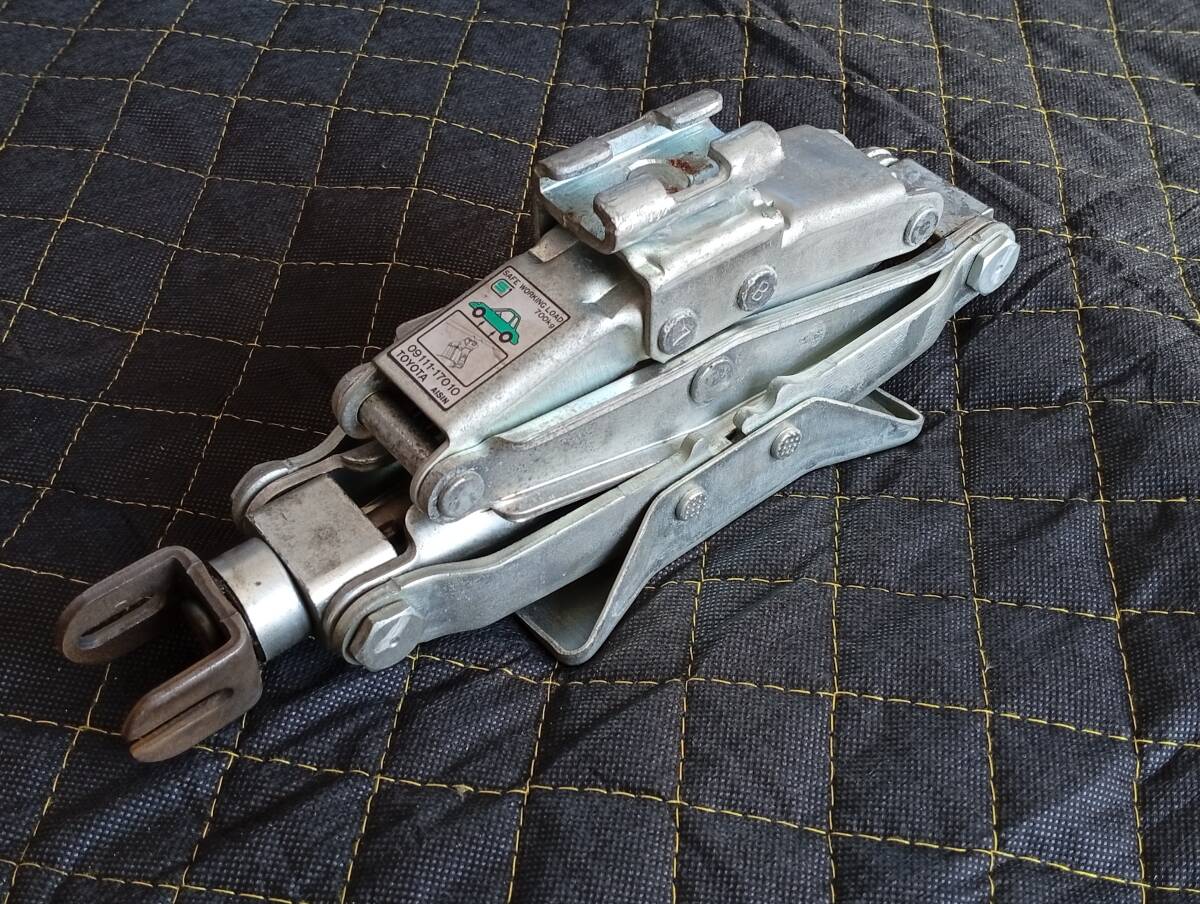 トヨタ AW11 MR-2 純正車載工具 パンタグラフジャッキ 車載ジャッキ 中古品 MR2 (NH倉庫:管理209)拍卖
