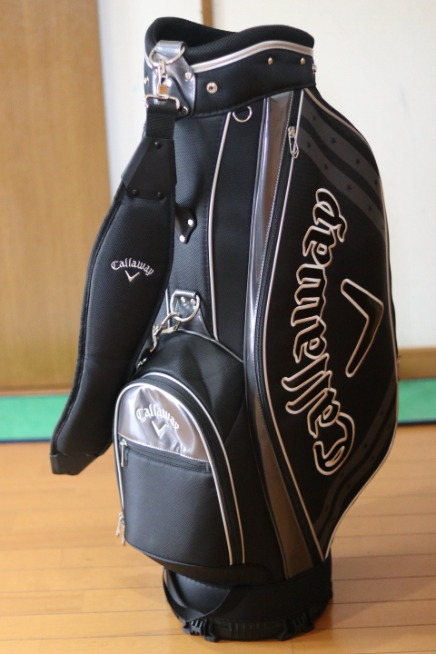 【全国料無料】超美品 キャロウェイ キャディバッグ 日本正規品 ビッグロゴ ワイドボトム 9インチ 5分割拍卖