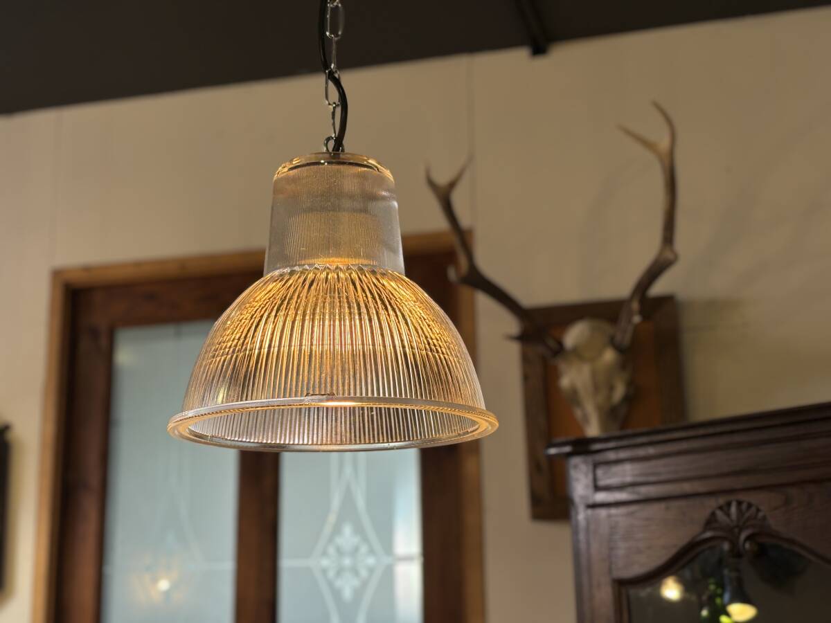 フランスインダストリアル Holophane ペンダントランプ/ホロフェーン/ガラス/jielde/ジェルデ/industrial/工場照明/拍卖