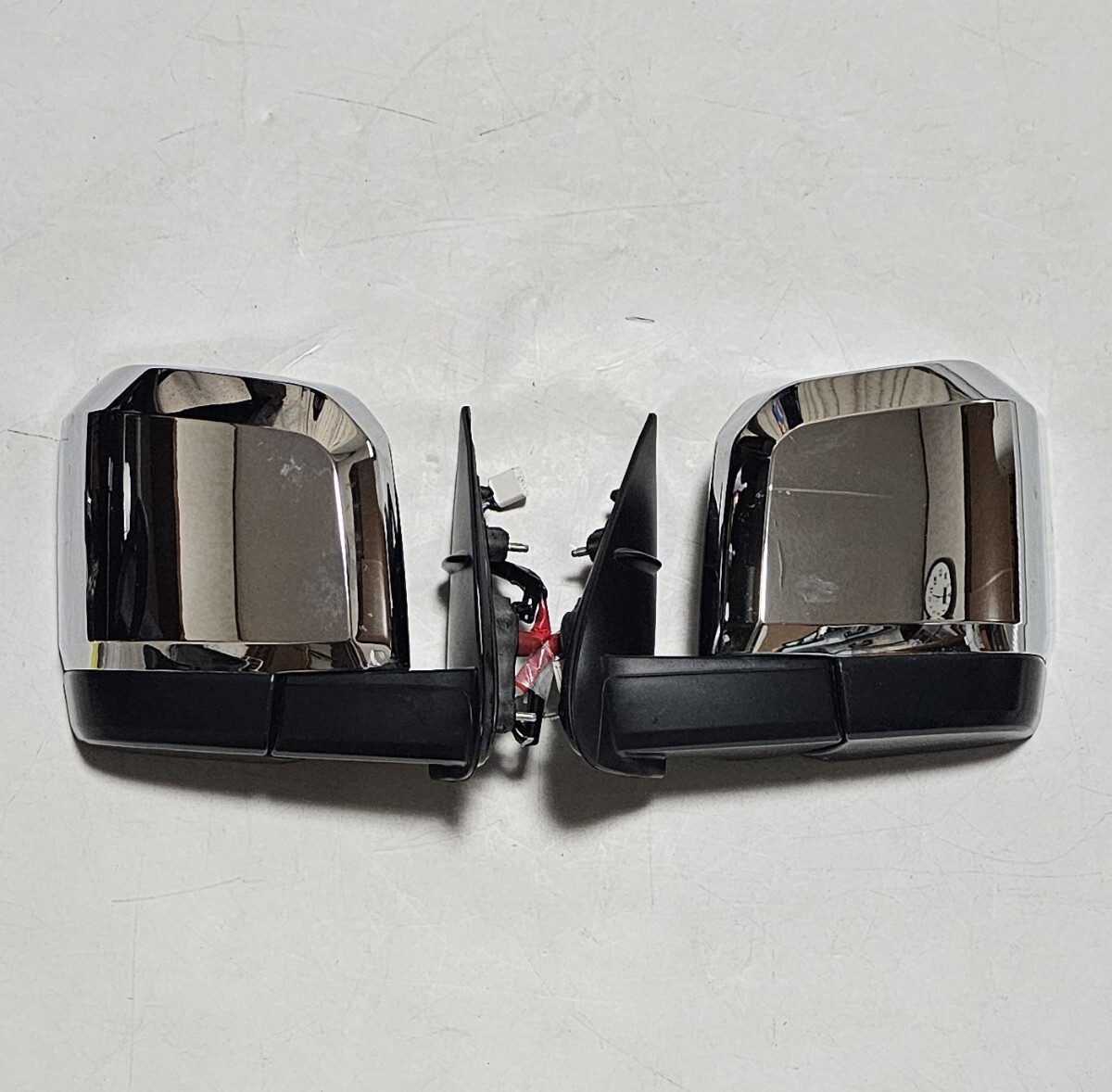 トヨタ ハイエース・TRH200 純正 6型7型 スーパーGL ドアミラー/サイドミラー メッキ 電格・ヒーター 7P 良品 2024年 200系 GDH201/GDH211拍卖