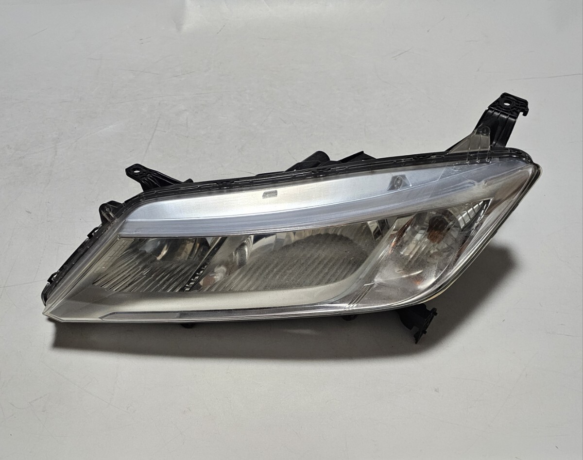 ホンダ グレイス・GM4/GM5 純正 前期 DX ヘッドライト/ヘッドランプ ASSY 左 ハロゲン W1086 良品 2016年車 品番:33150-T9A-J01拍卖