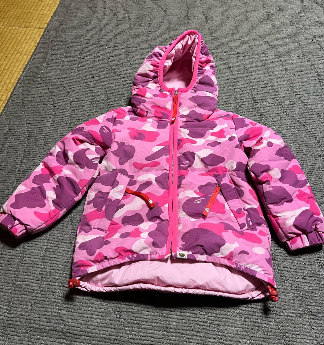 A BATHING APE 子供服 ダウンジャケット キッズ ジャケット 中綿ジャケット エイプ 120サイズ拍卖