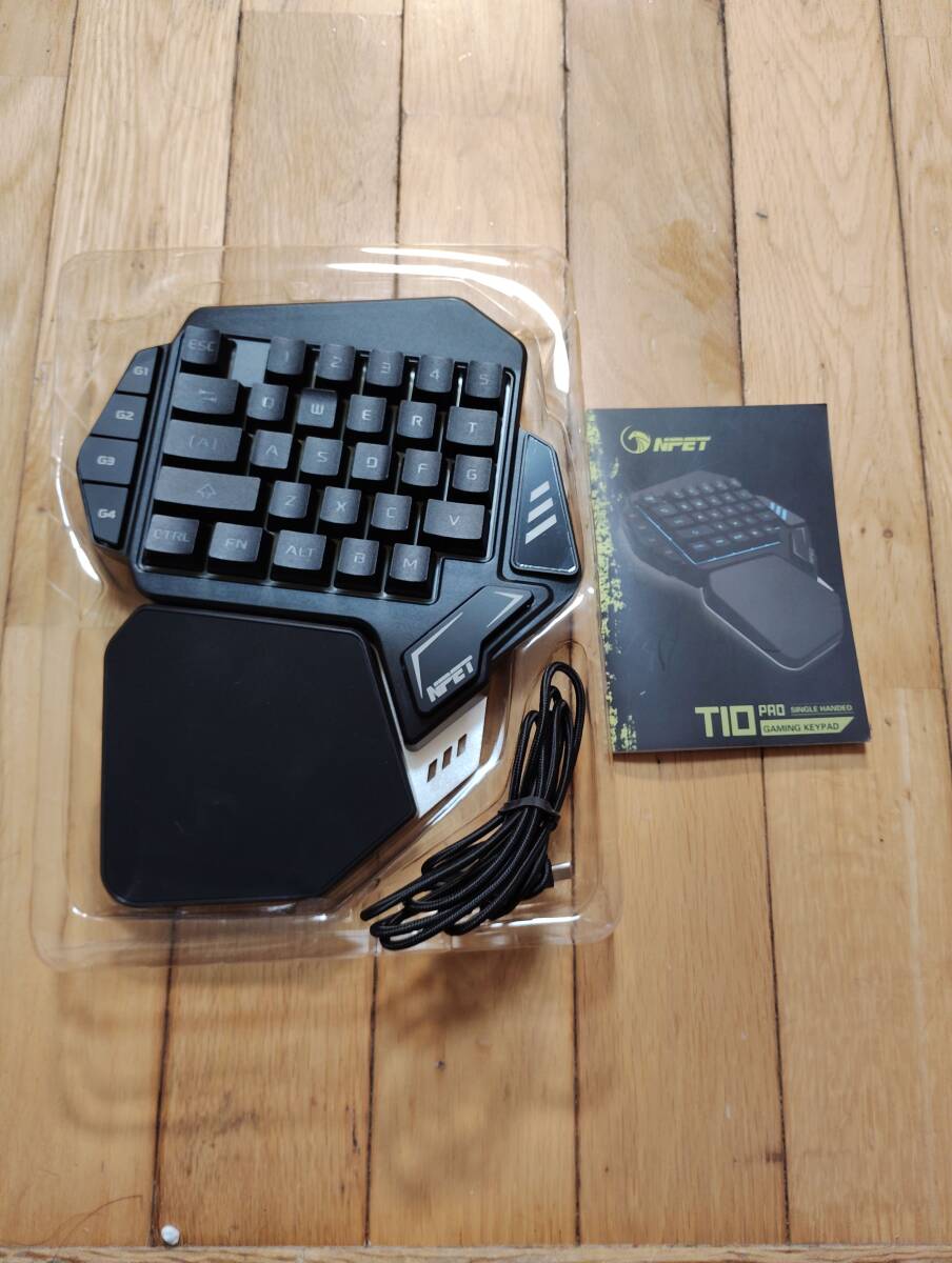 NPET ゲーミングキーボード 片手 メンブレン式拍卖