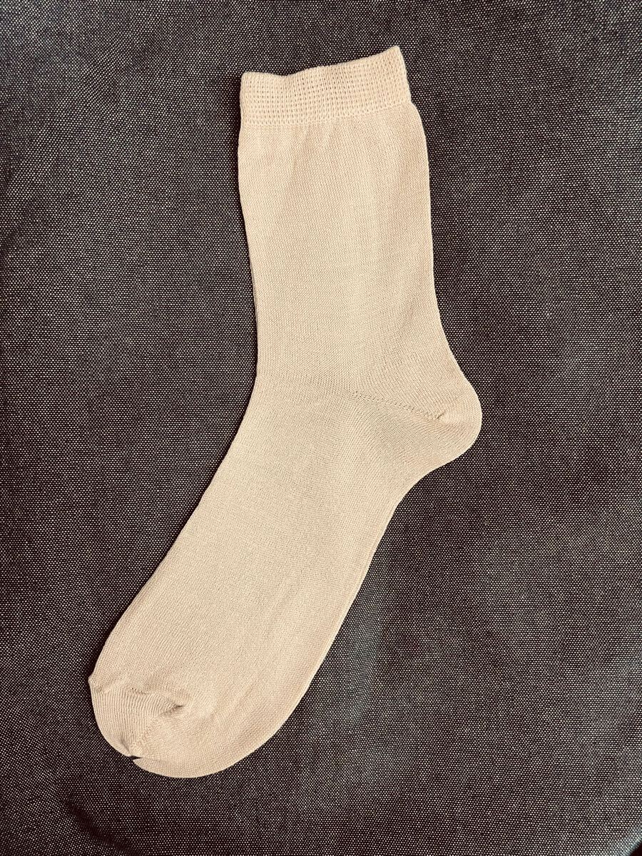 日本製 シルク100%靴下 薄ベージュ拍卖