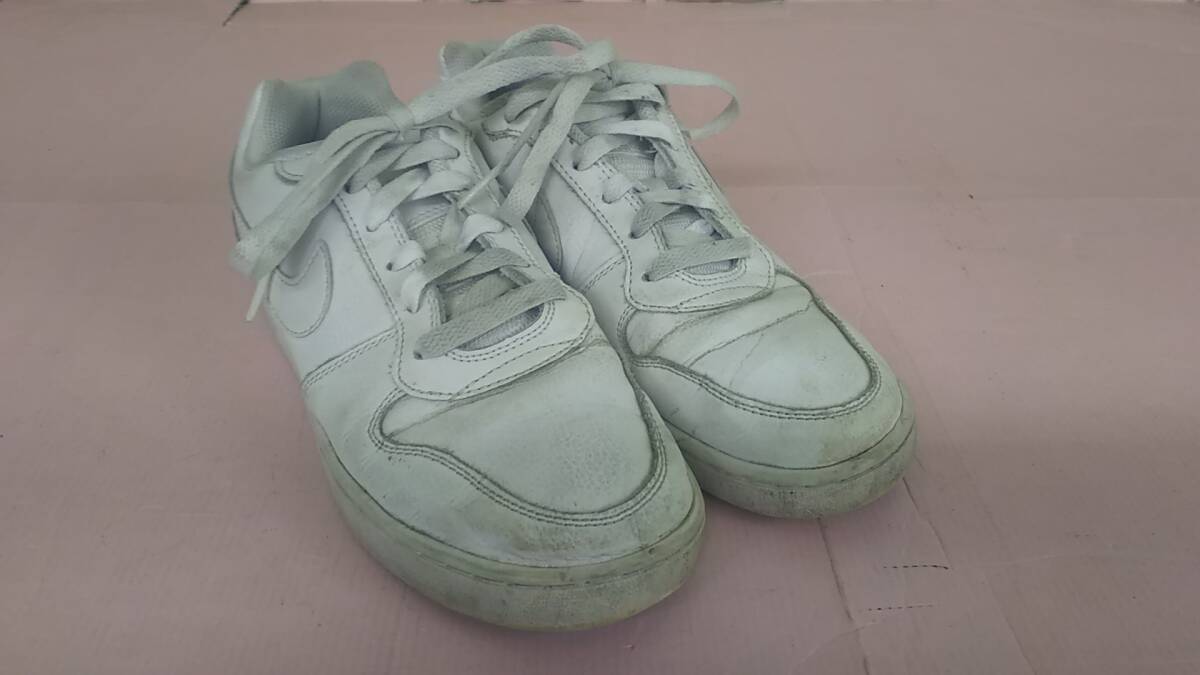 C7571-187♪【60】NIKE EBERNON LOW 25cm拍卖