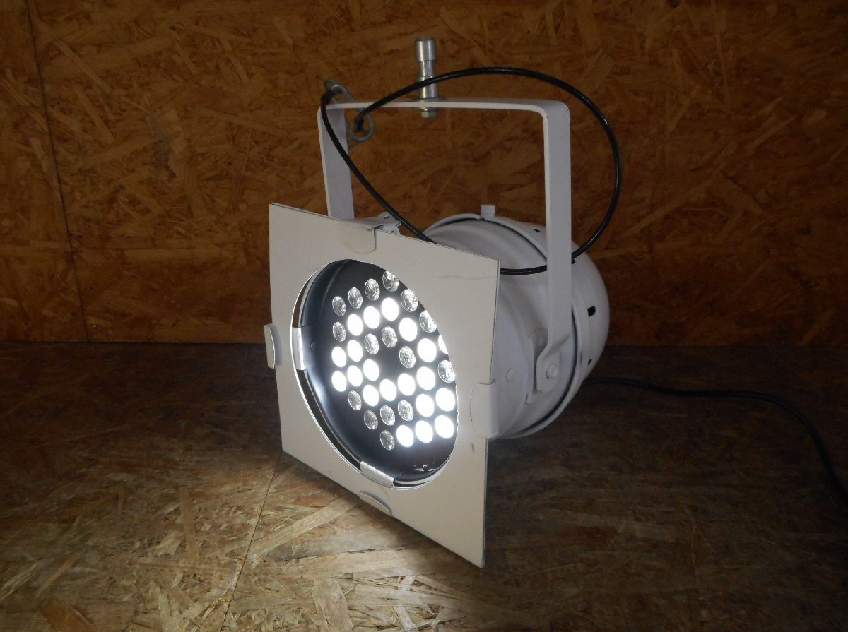 ◎ジャンク メーカー・型番不明 LEDパーライト コンサート ステージライト◎L-602拍卖