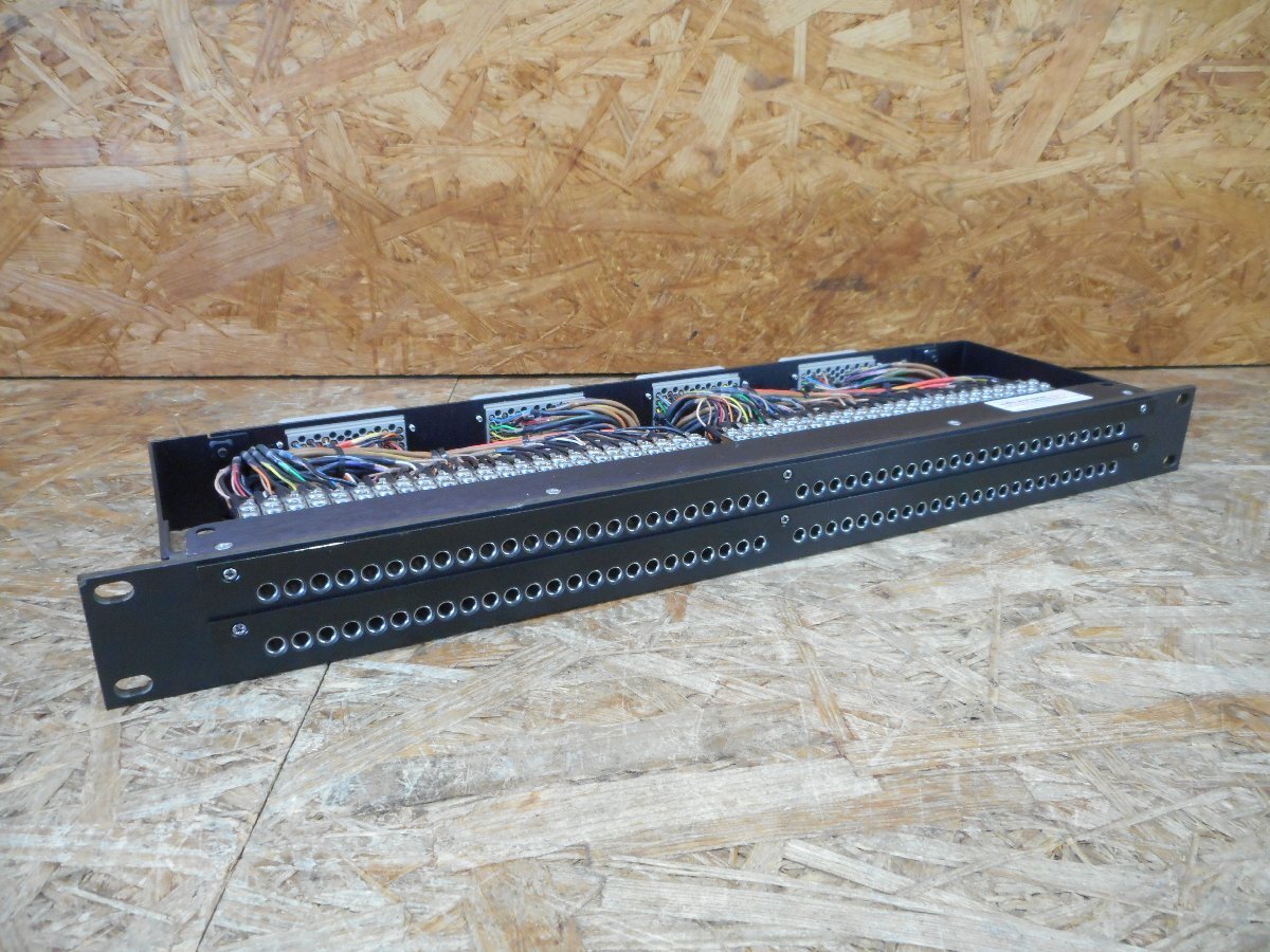 ◎audio accessories audio-line パッチパネル 1Uラックサイズ・バンタムパッチ盤/バンタムパッチベイ/コネクタパネル 現状品◎Z-3193拍卖