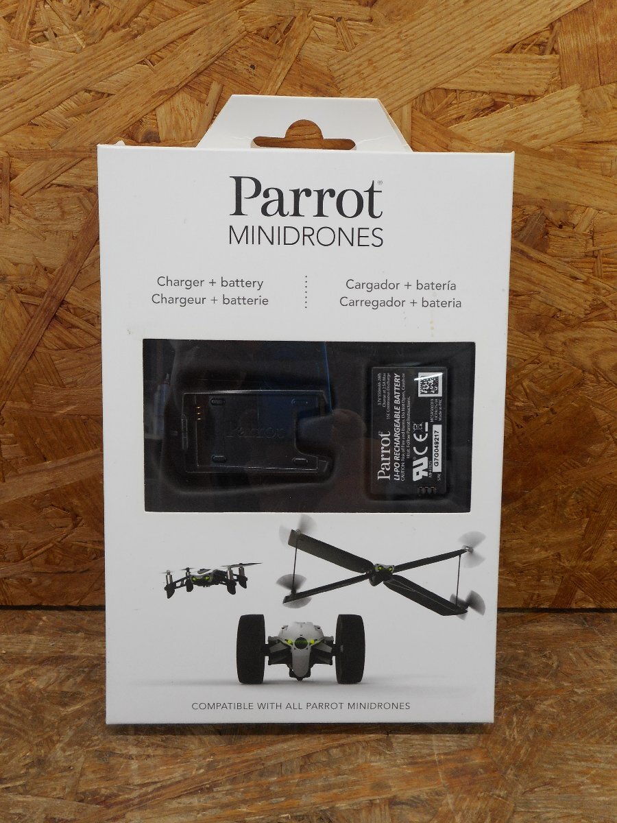 ◎Parrot PF070239AB MiniDrones Charger+battery 550mAh パロット ミニドローン チャージャーセット 充電器 現状品◎Z-3169拍卖