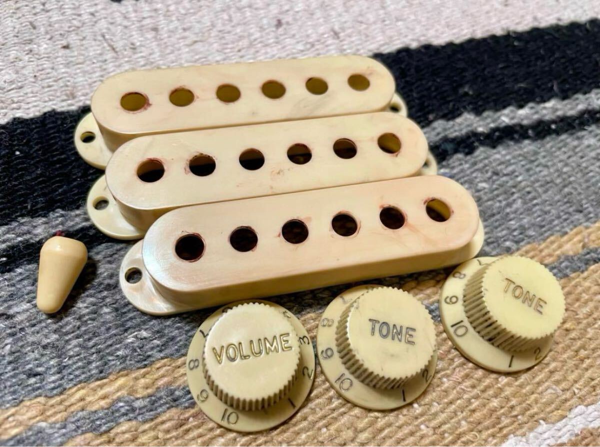 エイジド ストラト ピックアップカバー ノブ セット レリック拍卖
