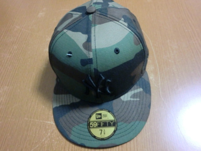 MLB ニューヨーク ヤンキース NEWERA 59FIFTY カモフラ 迷彩 キャップ SIZE:58.7cm 未使用品拍卖
