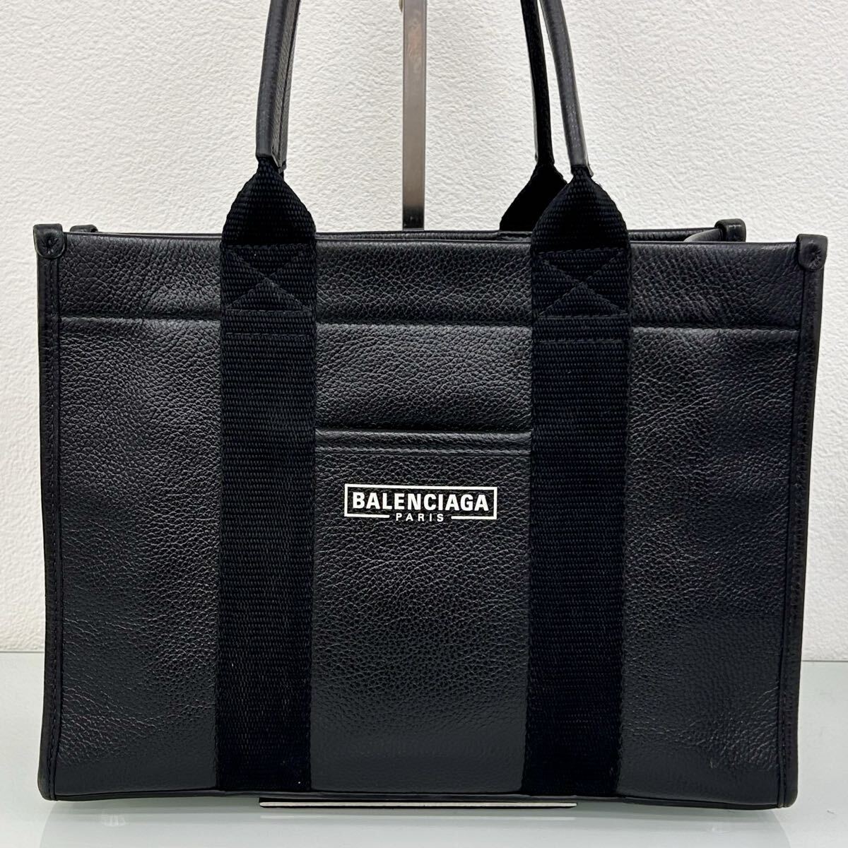 【レザー】BALENCIAGA バレンシアガHARDWARE ハードウェア トートバッグ ブラック ハンドバッグ 2way 28 ×21×10 ショルダーストラップ付拍卖