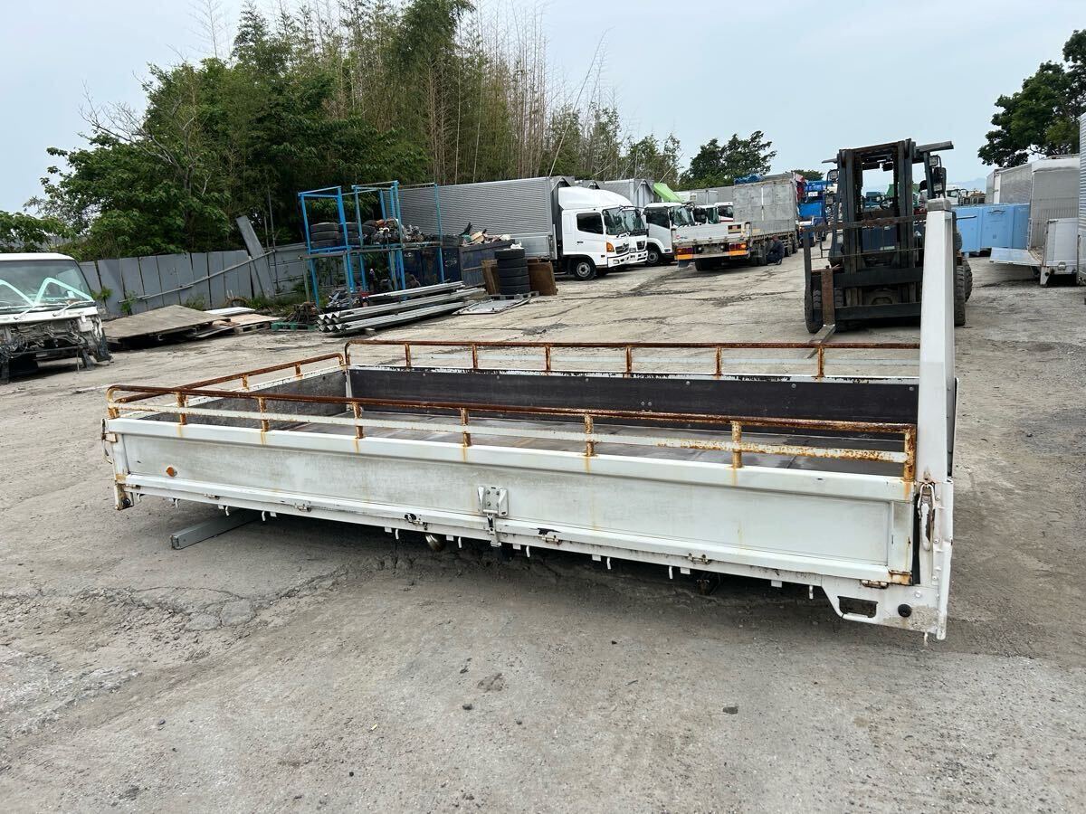 トラック荷台 平ボディー 拍卖