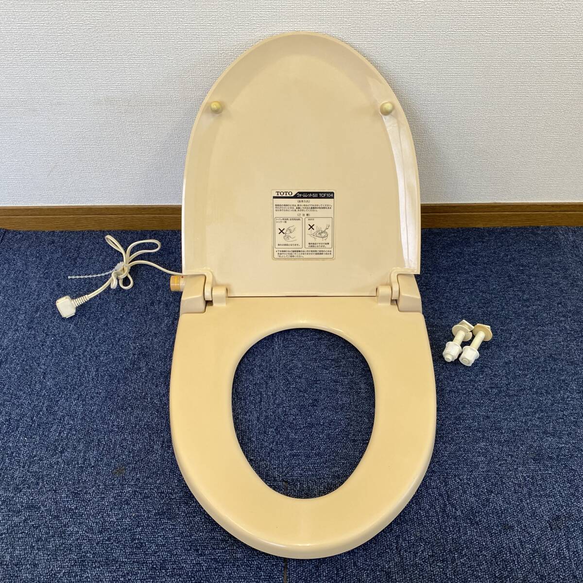 【中古】TOTO ウォームレット 暖房便座「TCF104」☆#☆直接引き取り可拍卖