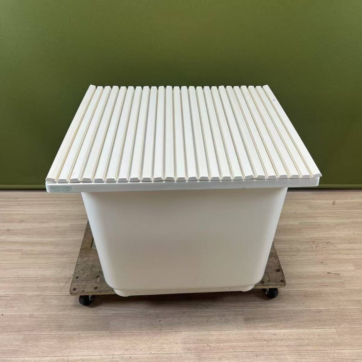 【中古】FRP 製★浴槽/お風呂・バスタブ(幅80cm×奥行き70cm×高さ63.5cm)☆神戸も大阪も直接引取り可拍卖