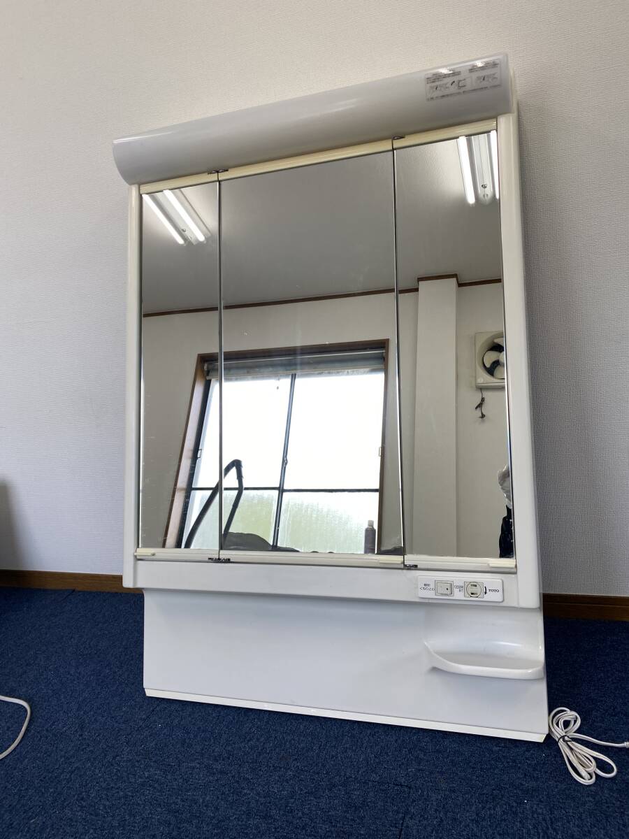 【訳あり】TOTO 洗面化粧台用ミラーキャビネット・3面鏡/化粧鏡☆幅75cm「LMP75HR」神戸・大阪引取or当社便配達オススメ拍卖