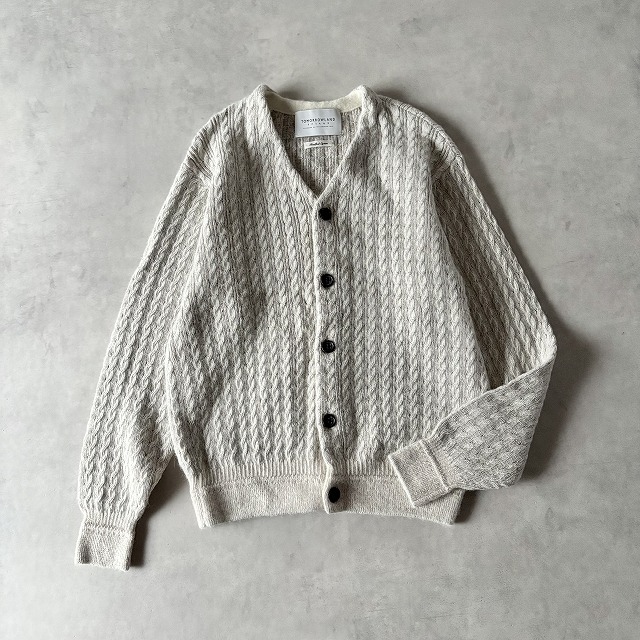 【美品】定価33,000円 TOMORROWLAND tricot トゥモローランド トリコ アルパカ ケーブル編み Vネック カーディガン メンズ (S) /r-930拍卖