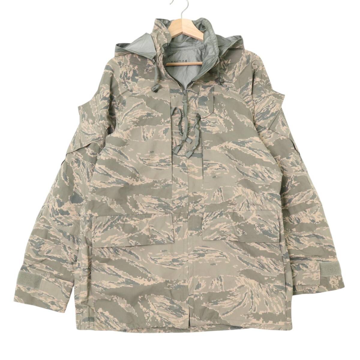 00年代 米軍実物 U.S.AIRFORCE APECS GORETEX パーカージャケット ミリタリー ABUカモ (メンズ SMALL REGULAR) 中古 古着 A3991拍卖