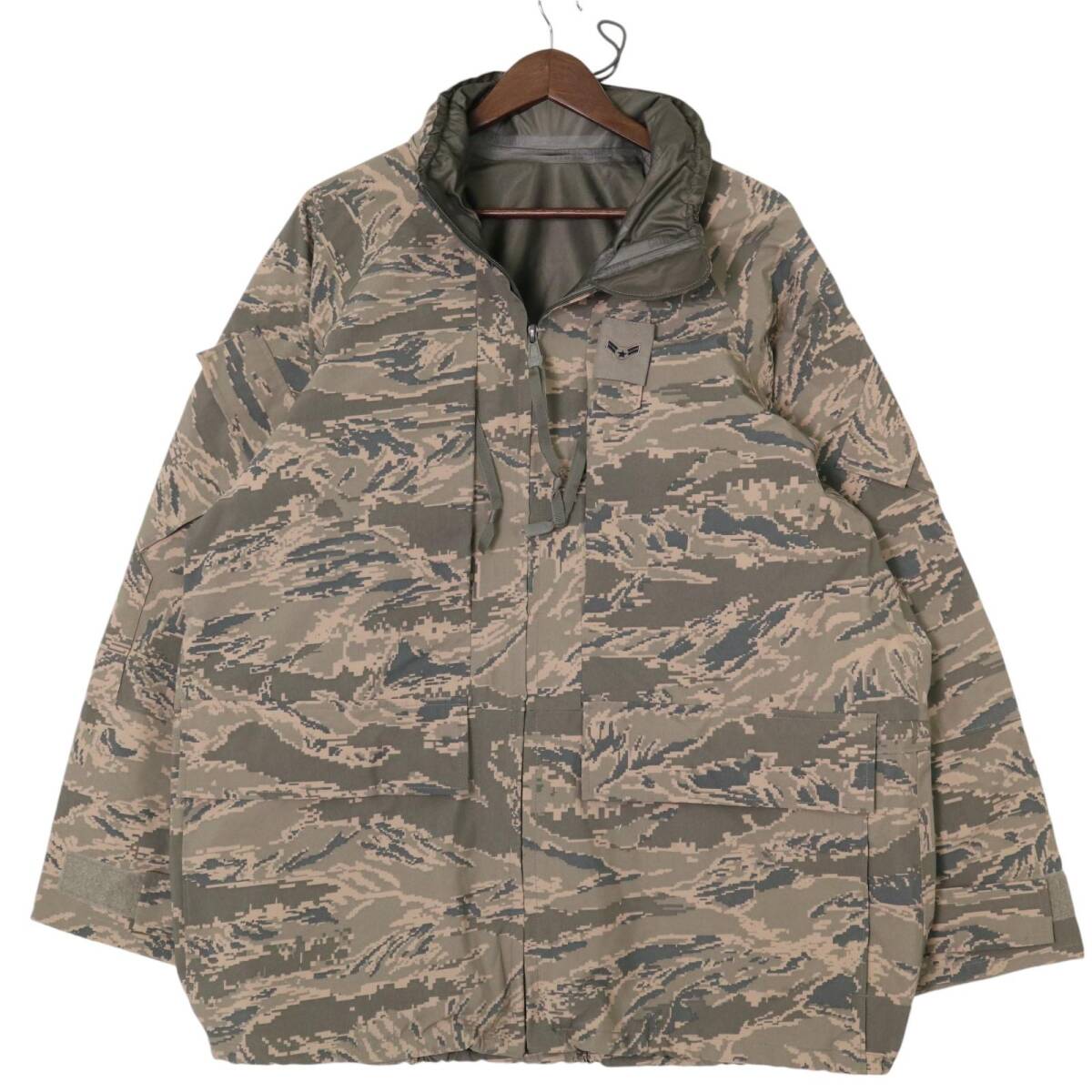 00年代 米軍実物 U.S.AIRFORCE APECS GORETEXパーカージャケット ミリタリー ABUカモ (メンズ L) 中古 古着 A1579拍卖