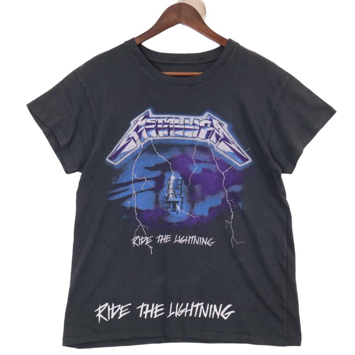 90年代 METALLICA メタリカ RIDE THE LIGHTNING 半袖Tシャツ バンドT ブラック (メンズ M相当) 中古 古着 A0238拍卖