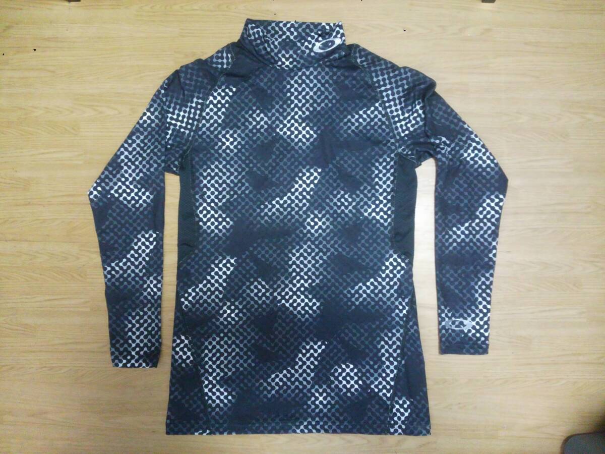 ★美品★OAKLEY オークリーゴルフ アンダーモックシャツ拍卖