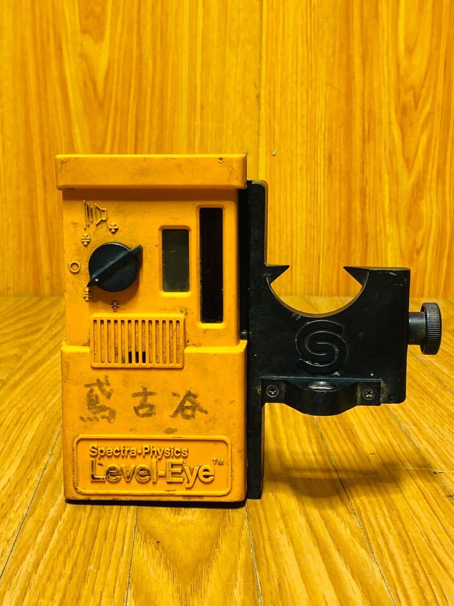 (1083)SPECTRA PHYSICS LEVEL-EYE 光学測定器 レーザーレベル レシーバー 動作未確認 現状渡し拍卖