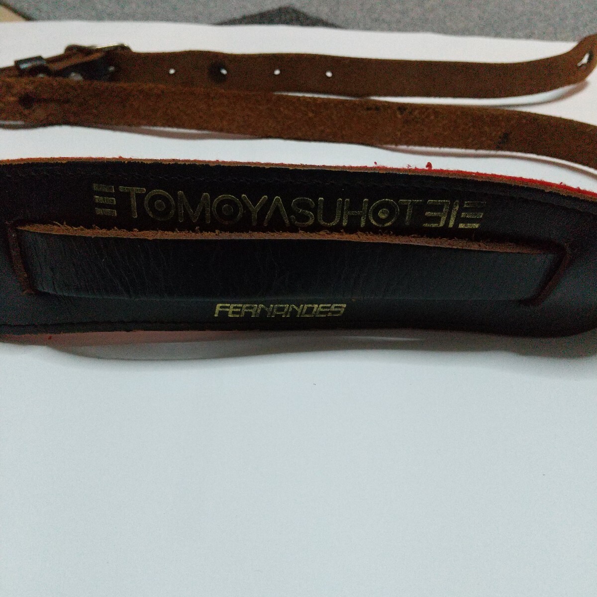 FERNANDES TOMOYASU HOTEI ギターストラップ 布袋寅泰拍卖
