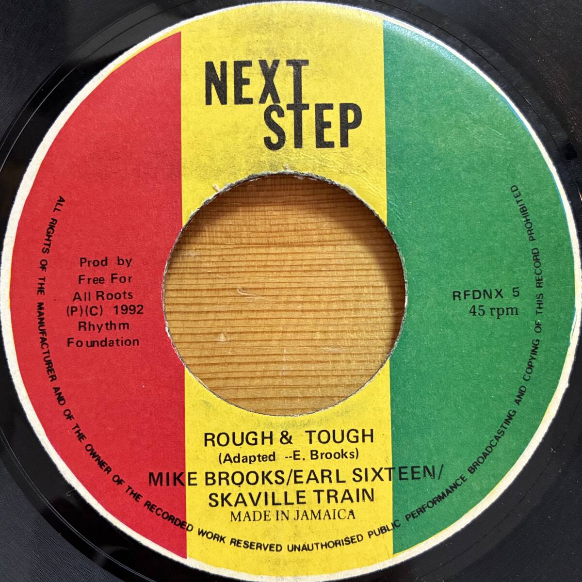 MIKE BROOKS / EARL SIXTEEN / SKAVILLE TRAIN ROUGH AND TOUGH 45's 7インチ拍卖