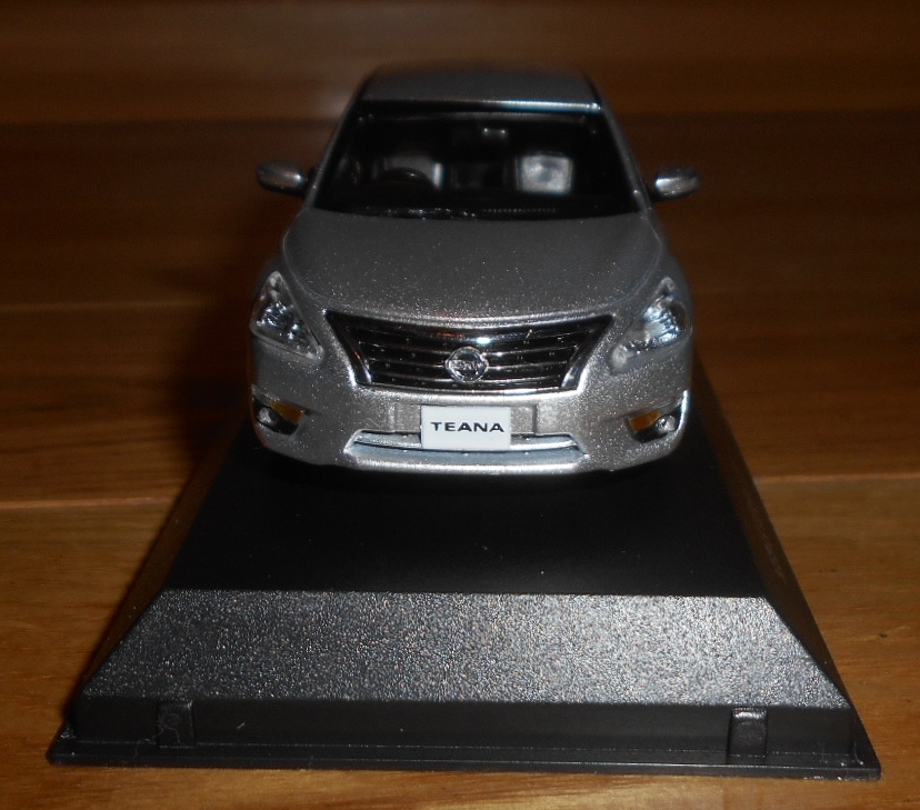 京商 1/43 日産 ティアナ L33 ブリリアント シルバー NO.03642S拍卖