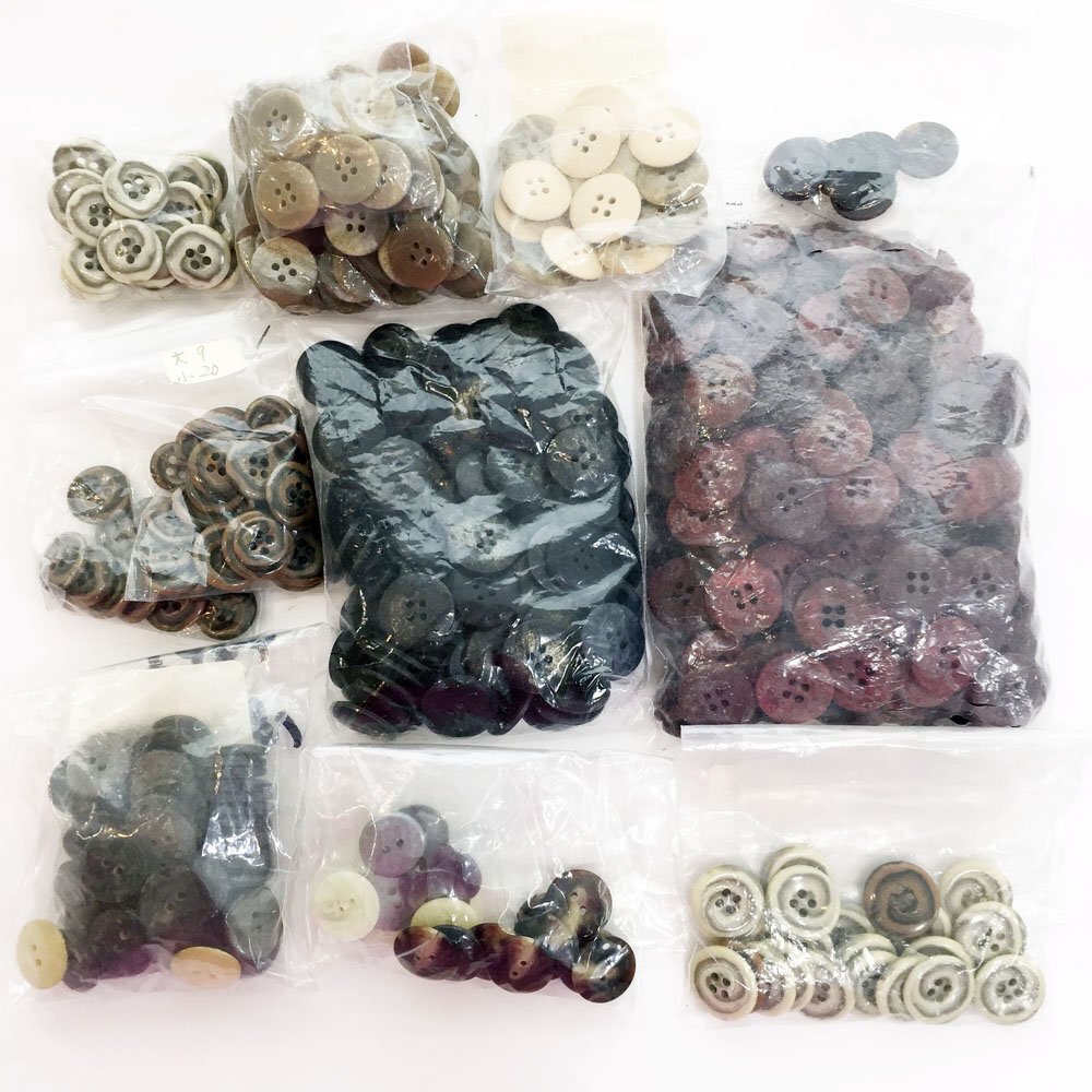 ◆アンティークボタン 昭和レトロボタン 高級ボタン ヴィンテージボタン 大量 まとめ売り 未使用 ブラウン系 レッド系 6CC/93964拍卖