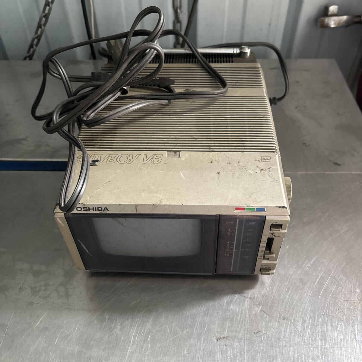 東芝 カラー ミニテレビ 5V5 昭和レトロ 中古動作品拍卖