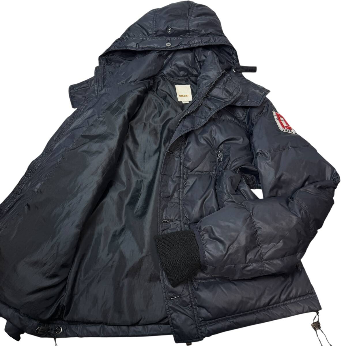 美品●希少XL DIESEL 3381 2way ダウンジャケット ディーゼル フード着脱可 ブラック 黒 袖ロゴ ブルゾン 肉厚 光沢 袖リブ拍卖