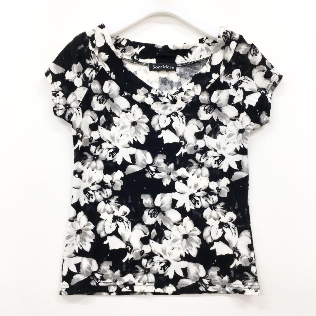 Sorridere モノトーン花柄カットソー拍卖