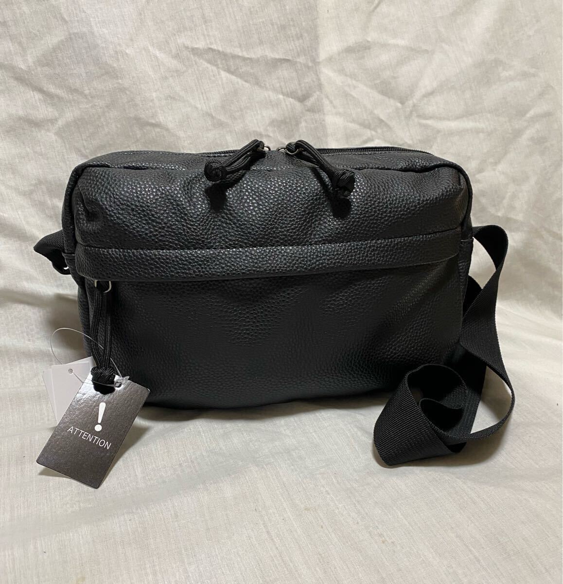 新品 メンズ Fレザー ショルダーバッグ サコッシュ 黒 雨の日も安心拍卖