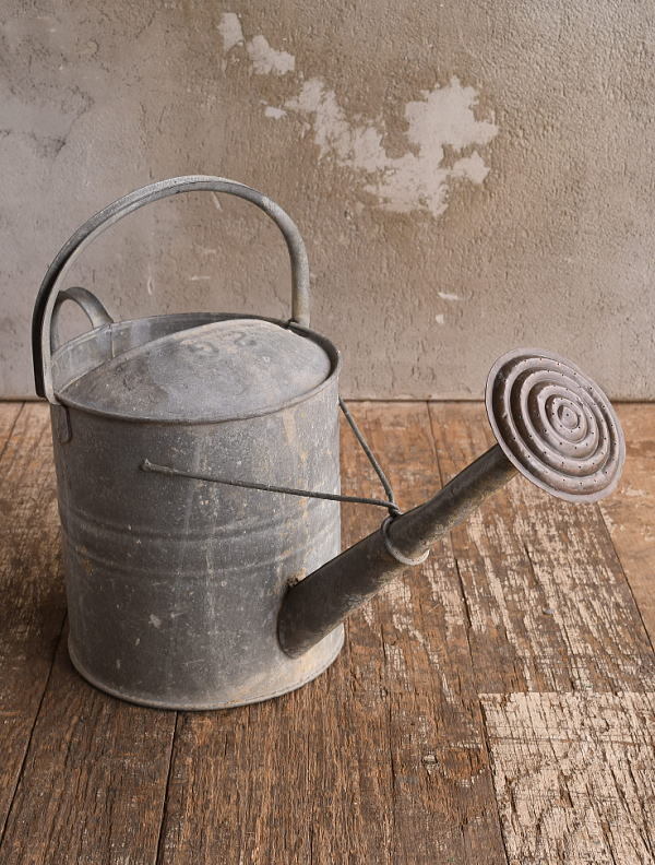 イギリス アンティーク ブリキ製 ジョウロ ガーデニング 13320拍卖