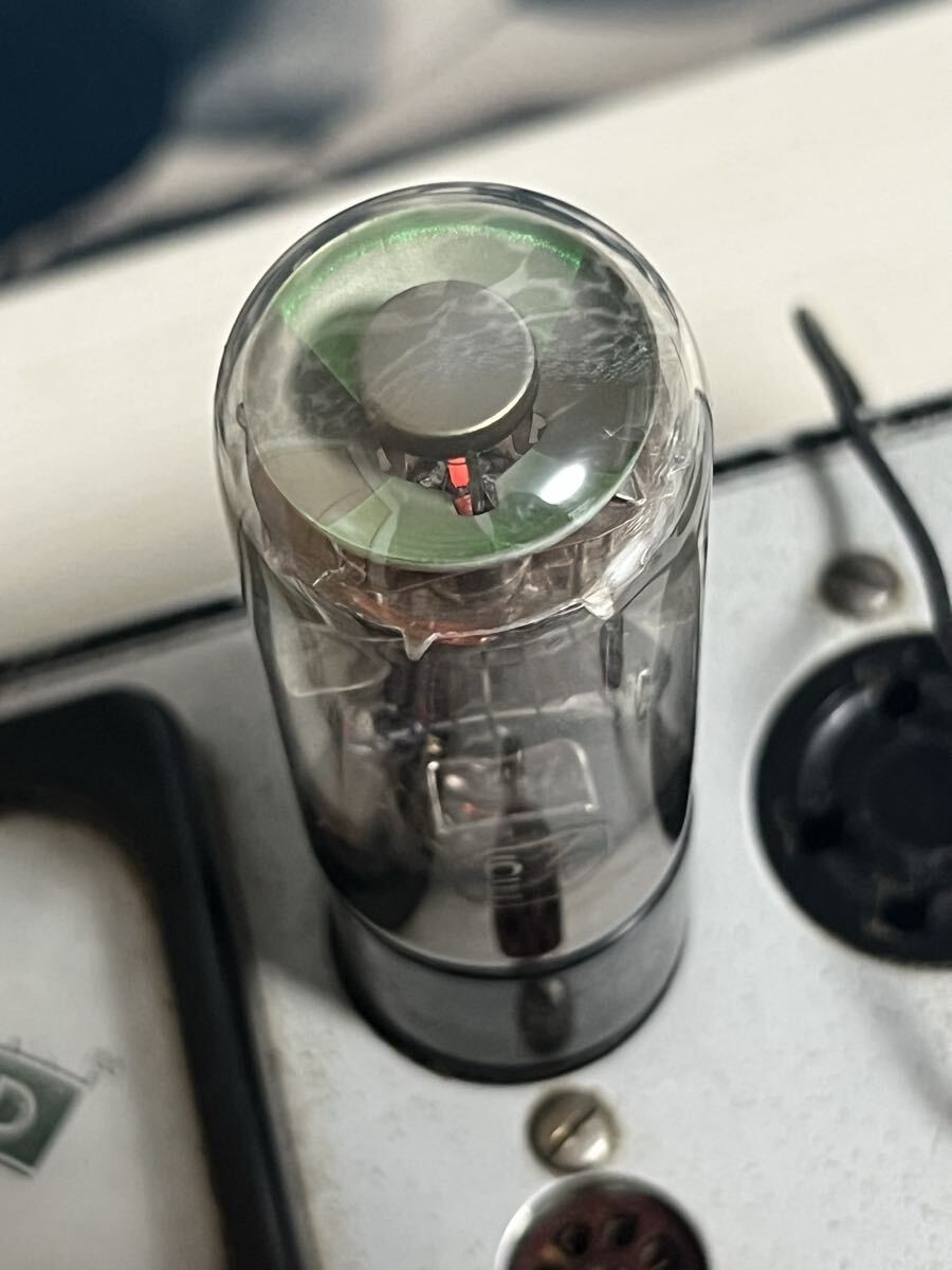 マジックアイ 6ZE1 1本 岡谷無線 試験済み 真空管 暗いです拍卖