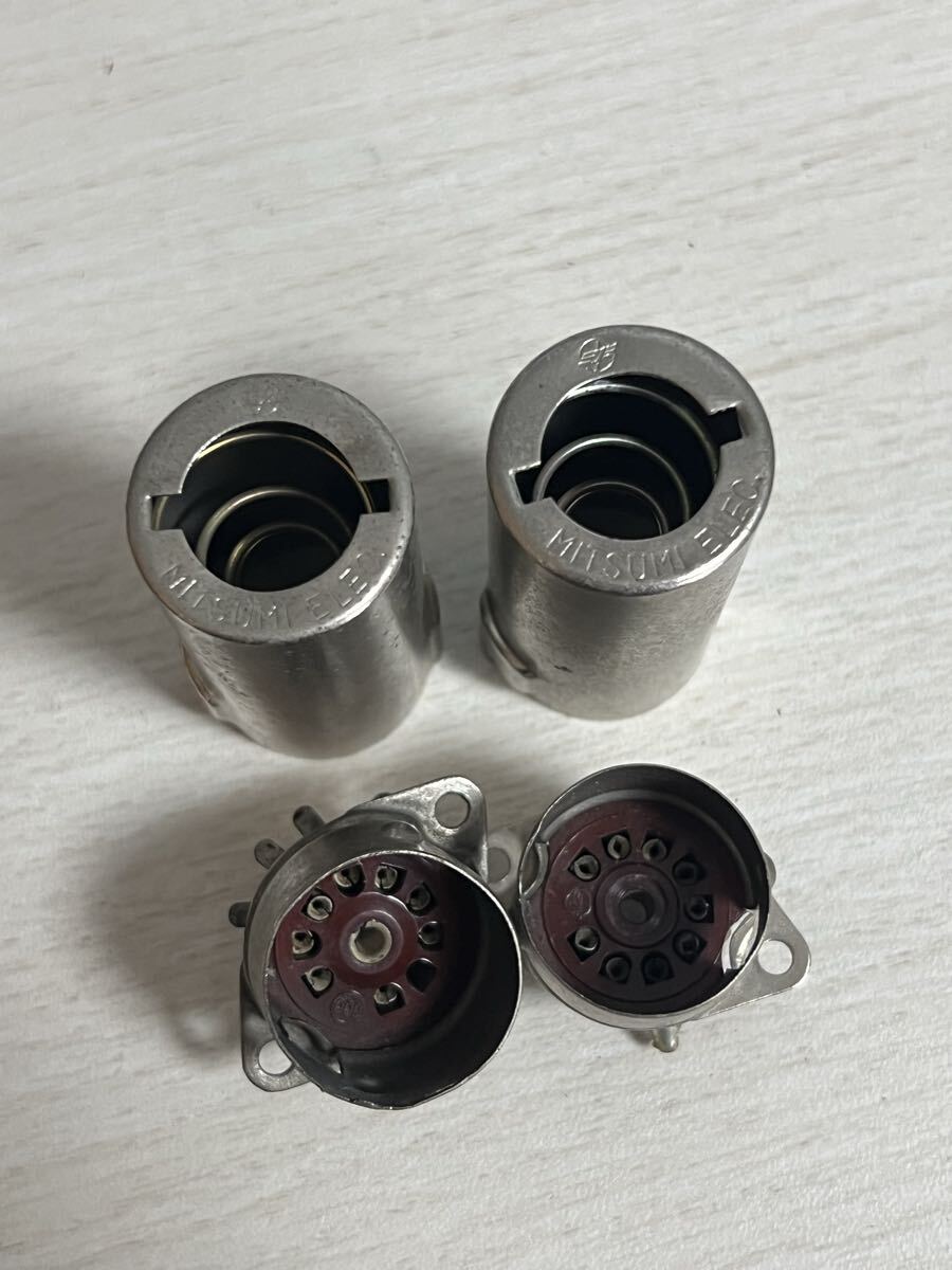 真空管 シールドケースとベース付きのソケット 当時もの 4本 9ピン 中古拍卖