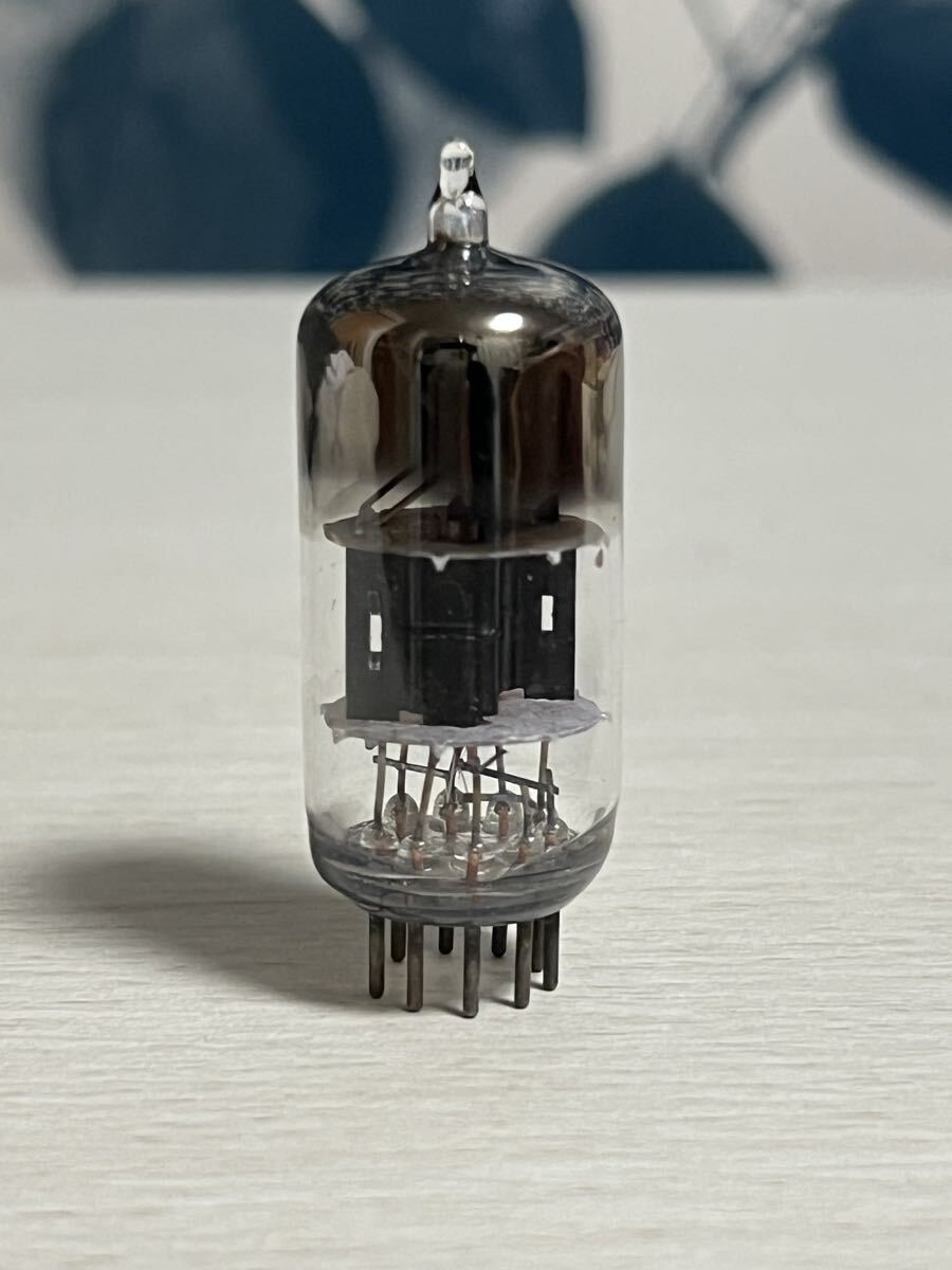12AT7 1本 ブラックプレート メーカ不明 USA製造 TV-7にて全数試験済 真空管拍卖