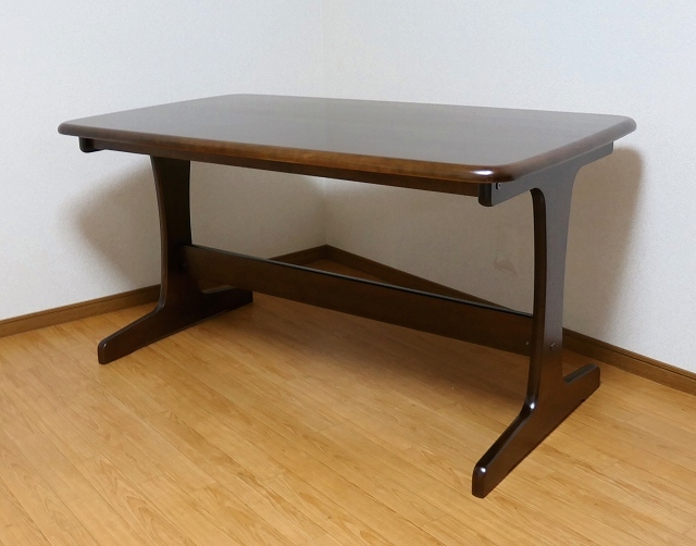 送料無料 天然木無垢集成材仕様 ダイニングテーブル 食卓テーブル 135x80cm 長方形拍卖