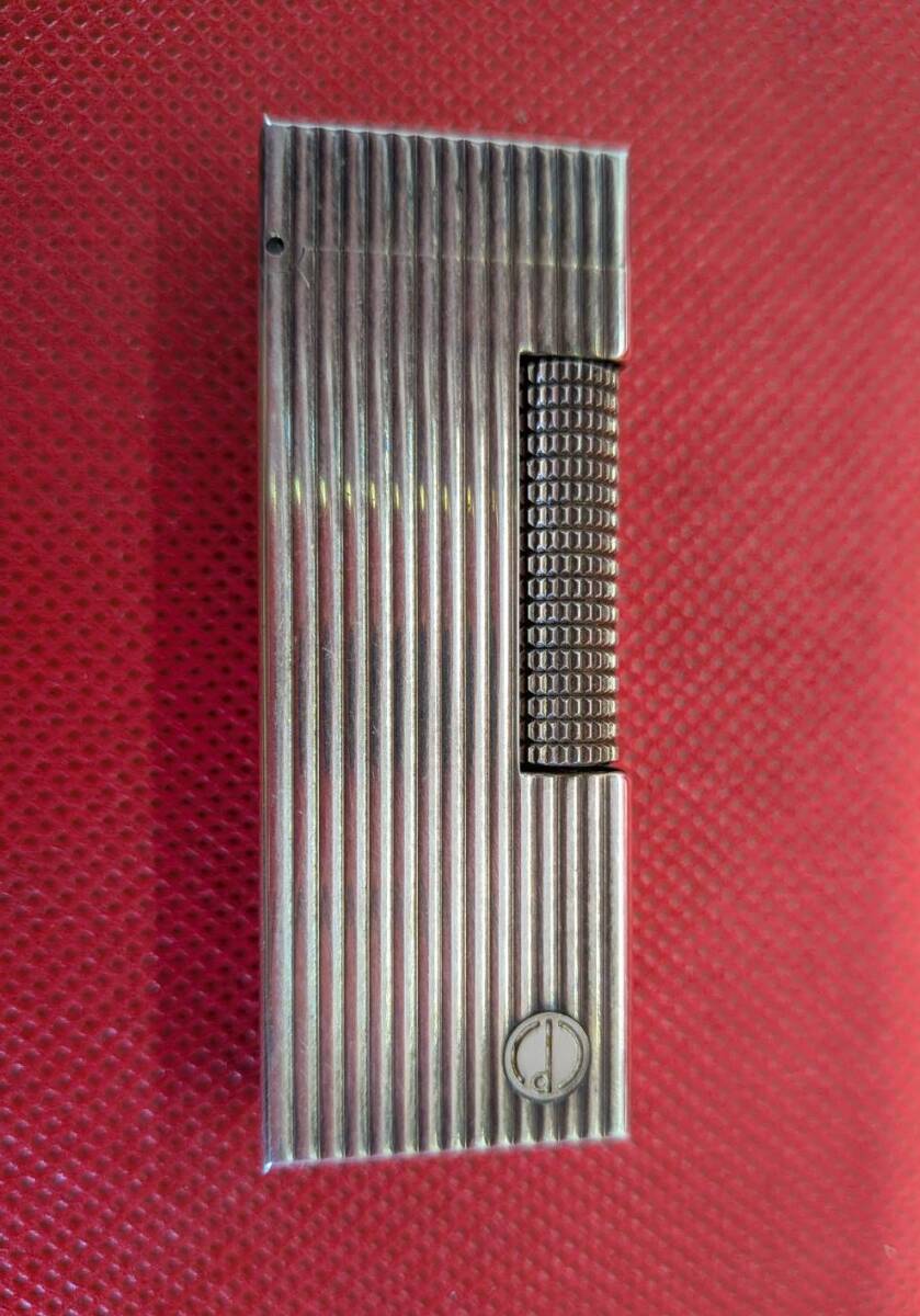 dunhill ダンヒル 縦縞 ストライプ シルバー ガスライター ローラー式 中古 50269 着火 火花確認済 swiss made 銀色拍卖