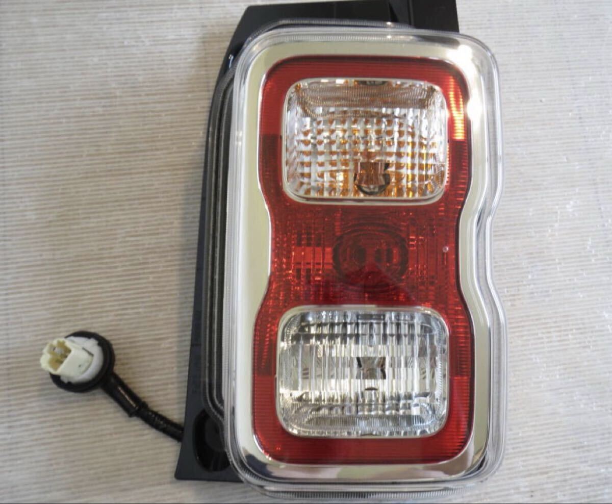 スズキ ハスラー MR52S テールランプ テールライト 右側 後期 SUZUKI 運転席側 拍卖